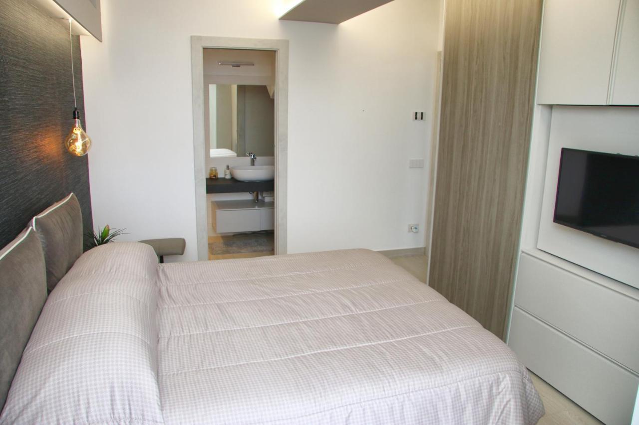En Suite Bedroom Blue Moon Piano di Sorrento Exterior photo
